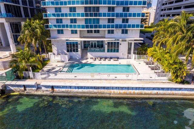 700 NE 25th St 2002, Miami, FL 33137