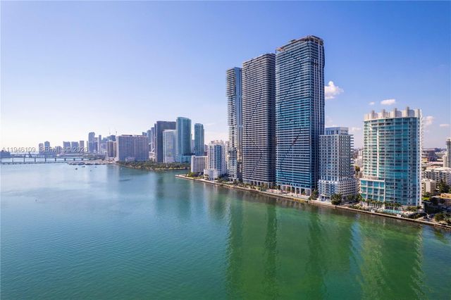 700 NE 25th St 2002, Miami, FL 33137