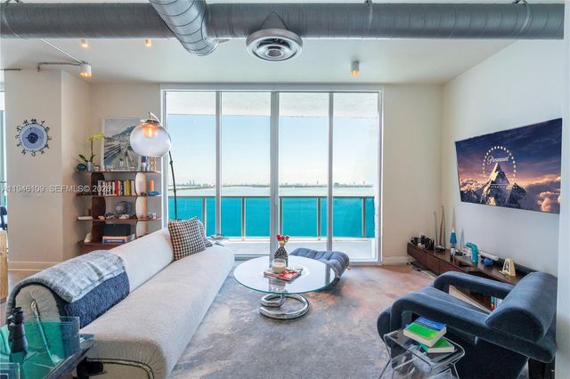 700 NE 25th St 2002, Miami, FL 33137