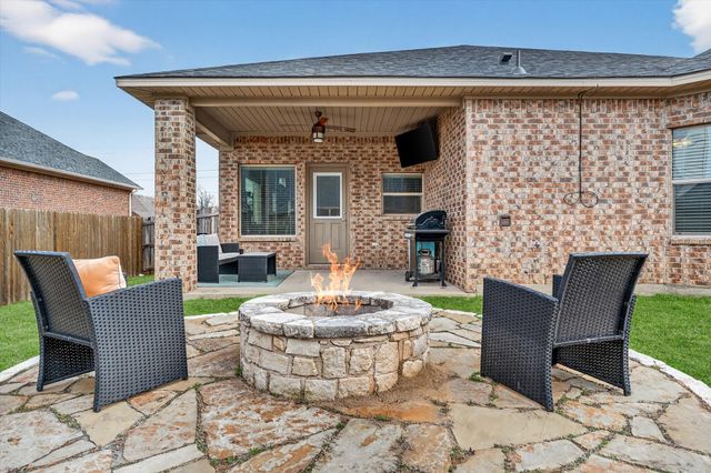 7516 Red Stag Street, Arlington, TX 76002