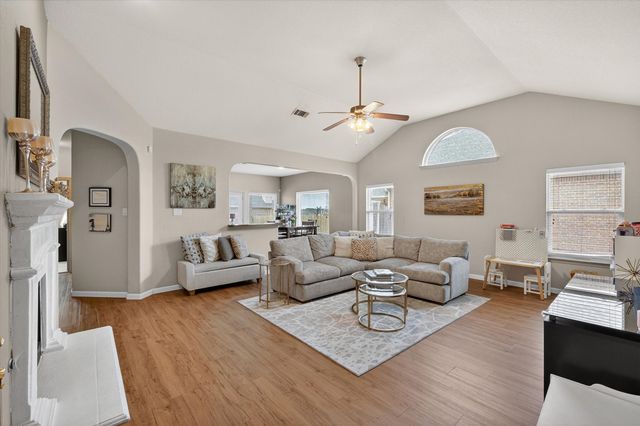 7516 Red Stag Street, Arlington, TX 76002