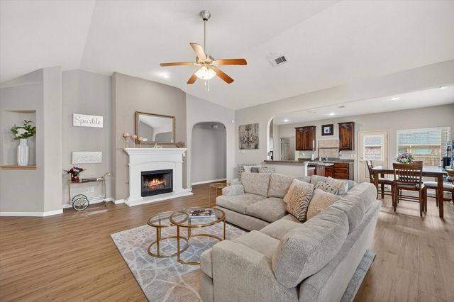 7516 Red Stag Street, Arlington, TX 76002