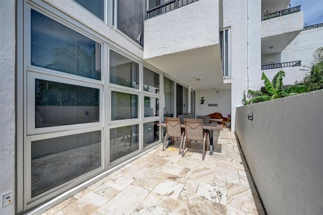 525 N Ocean Boulevard T-2, Pompano Beach, FL 33062