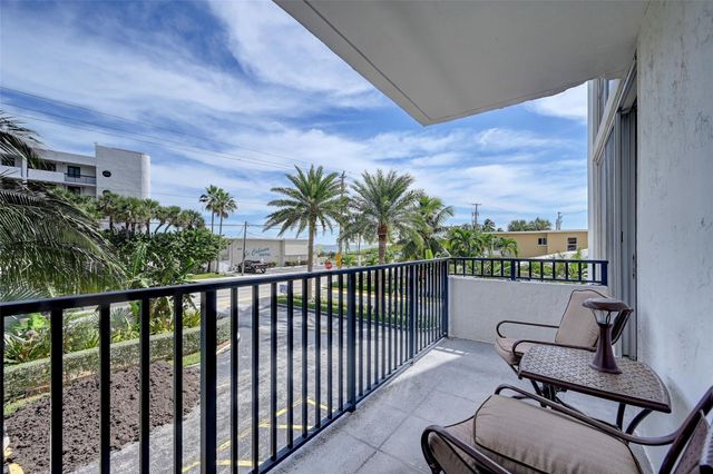 525 N Ocean Boulevard T-2, Pompano Beach, FL 33062