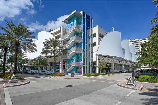 525 N Ocean Boulevard T-2, Pompano Beach, FL 33062