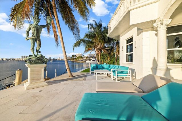 16479 NE 30th Ave, North Miami Beach, FL 33160