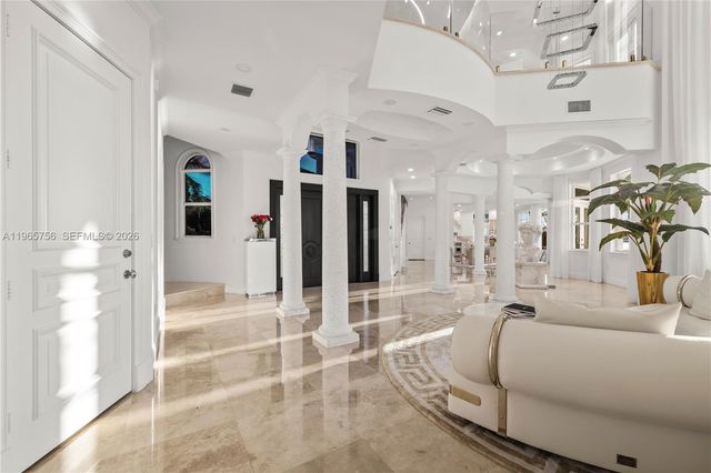 16479 NE 30th Ave, North Miami Beach, FL 33160