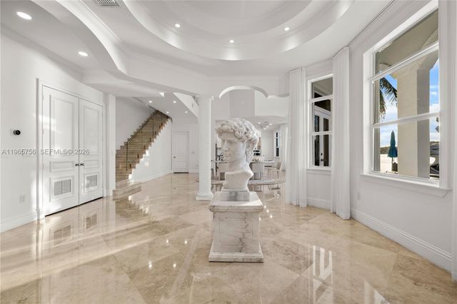 16479 NE 30th Ave, North Miami Beach, FL 33160
