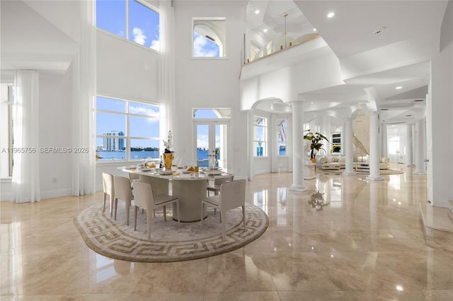 16479 NE 30th Ave, North Miami Beach, FL 33160