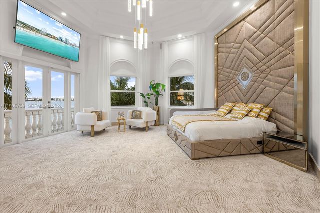 16479 NE 30th Ave, North Miami Beach, FL 33160