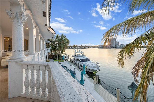 16479 NE 30th Ave, North Miami Beach, FL 33160