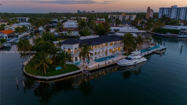 16479 NE 30th Ave, North Miami Beach, FL 33160