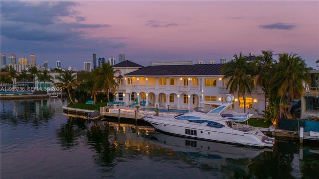 16479 NE 30th Ave, North Miami Beach, FL 33160