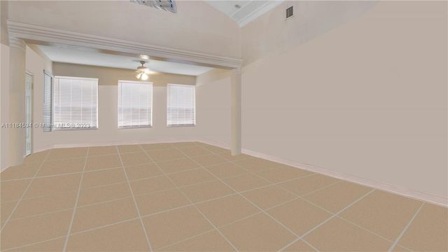 535 W 51st St, Miami Beach, FL 33140