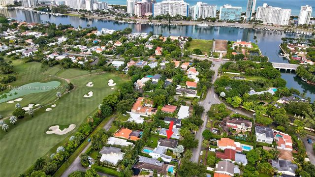 535 W 51st St, Miami Beach, FL 33140