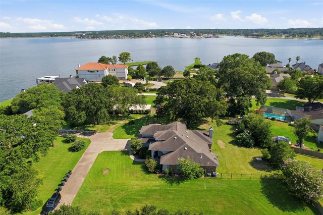 14494 Diamondhead N, Conroe, TX 77356