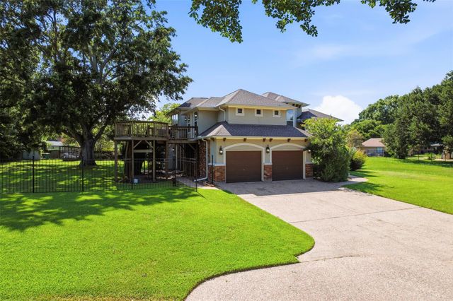 14494 Diamondhead N, Conroe, TX 77356