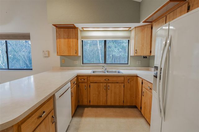 1325 S SPRING GARDEN AVENUE, Deland, FL 32720