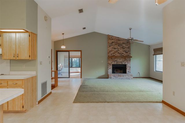 1325 S SPRING GARDEN AVENUE, Deland, FL 32720