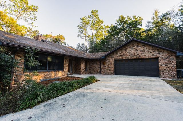 1325 S SPRING GARDEN AVENUE, Deland, FL 32720