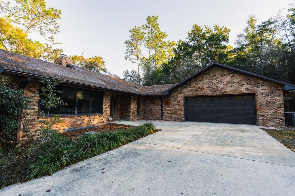 1325 S SPRING GARDEN AVENUE, Deland, FL 32720