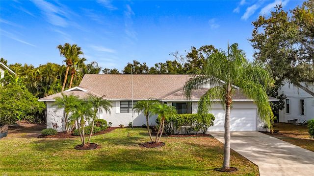 4779 MAID MARIAN LANE, Sarasota, FL 34232