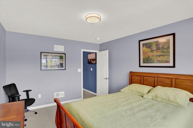 17 TREVOR CT, Gettysburg, PA 17325