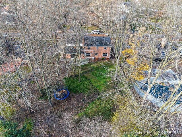 2735 Barfield Drive, Grand Rapids, MI 49546