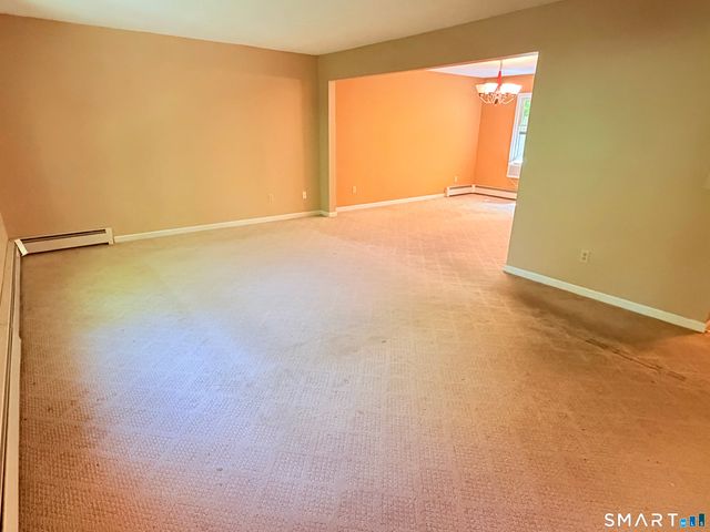 77 Evergreen Avenue, Hamden, CT 06518