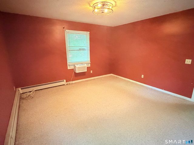 77 Evergreen Avenue, Hamden, CT 06518