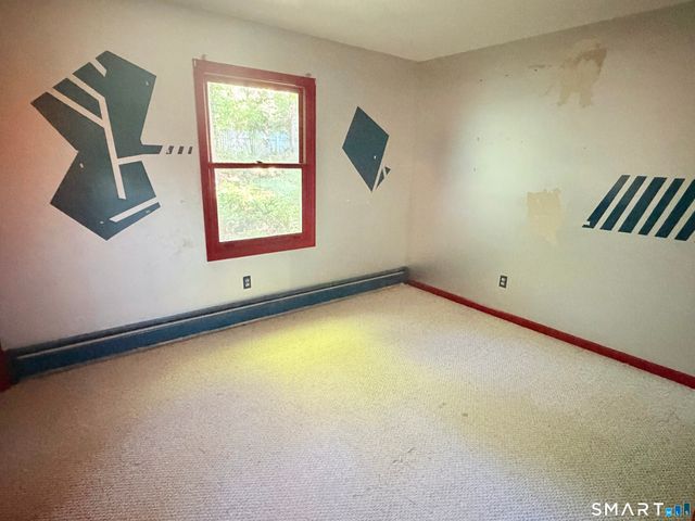 77 Evergreen Avenue, Hamden, CT 06518