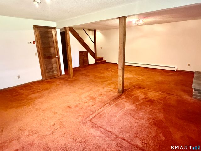 77 Evergreen Avenue, Hamden, CT 06518
