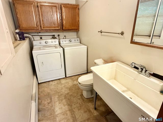 77 Evergreen Avenue, Hamden, CT 06518