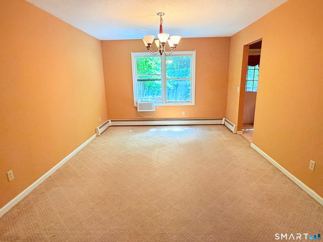 77 Evergreen Avenue, Hamden, CT 06518