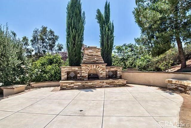 1660 Alamitos Cir, Corona, CA 92881