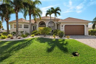 2004 SW 40th TER, Cape Coral, FL 33914