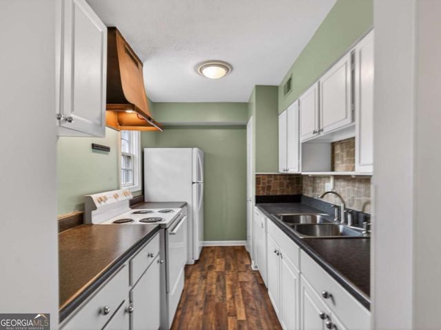 3091 Colonial Way H4, Atlanta, GA 30341