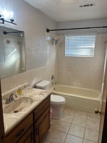 3394 E Heritage Parkway, Farmington, AR 72730