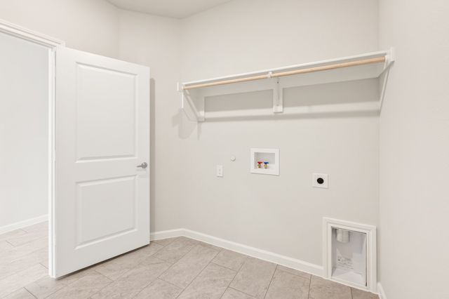 925 Kingbird Lane, Alvarado, TX 76009