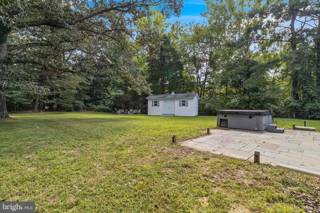 22386 LACEYS LN, California, MD 20619