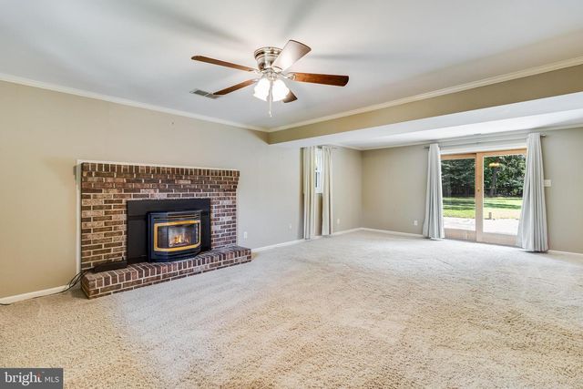 22386 LACEYS LN, California, MD 20619
