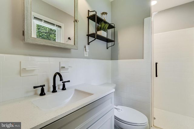 22386 LACEYS LN, California, MD 20619