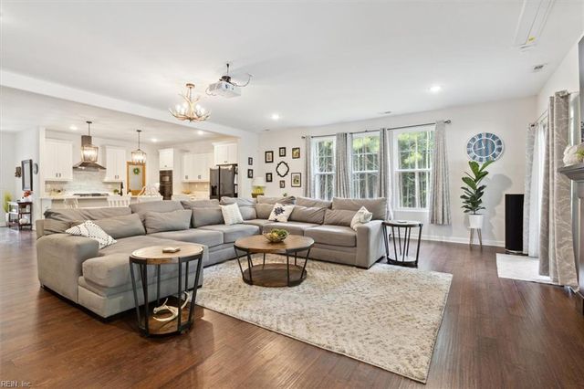 11794 Red Cross Bill WAY, Providence Forge, VA 23140