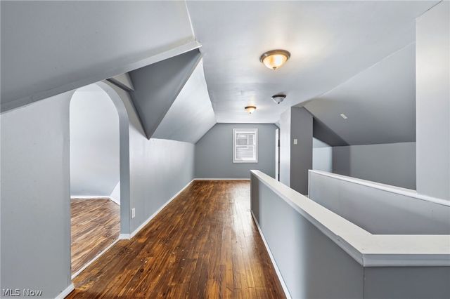 988 Glenside Road, South Euclid, OH 44121