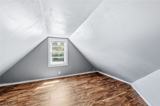988 Glenside Road, South Euclid, OH 44121