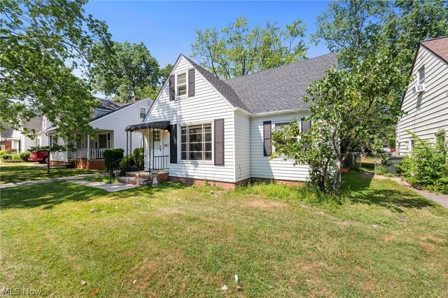 988 Glenside Road, South Euclid, OH 44121