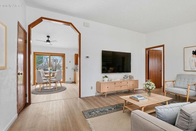 5117 County Road J, Sheboygan, WI 53083