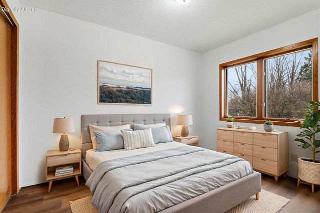 5117 County Road J, Sheboygan, WI 53083
