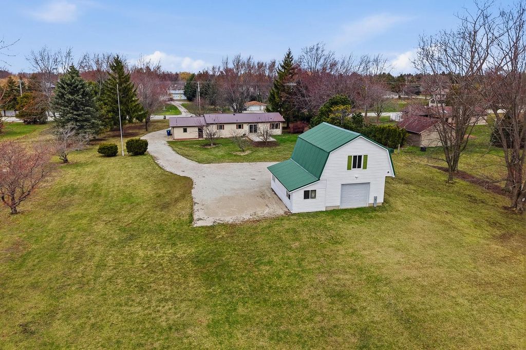 5117 County Road J, Sheboygan, WI 53083