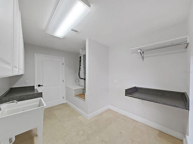 3322 SCHEFFLERA ROAD, Tampa, FL 33618